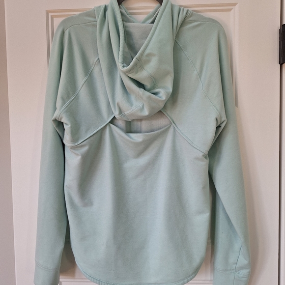 Under Armour open back hoodie - Picture 8 of 9